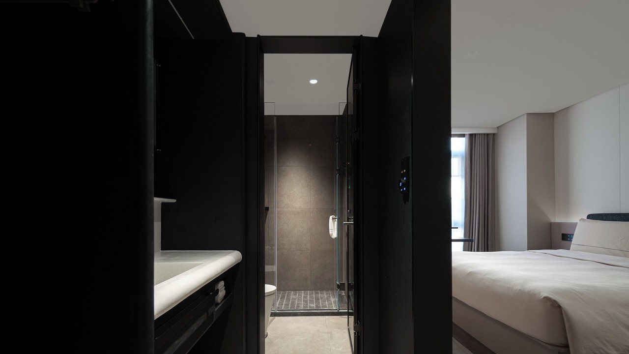Photo of Bedroom in Haining Road