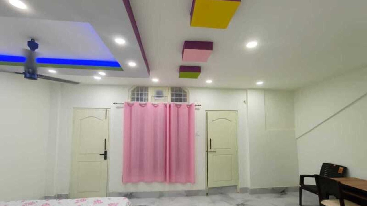 Photo of Bedroom in Daporijo