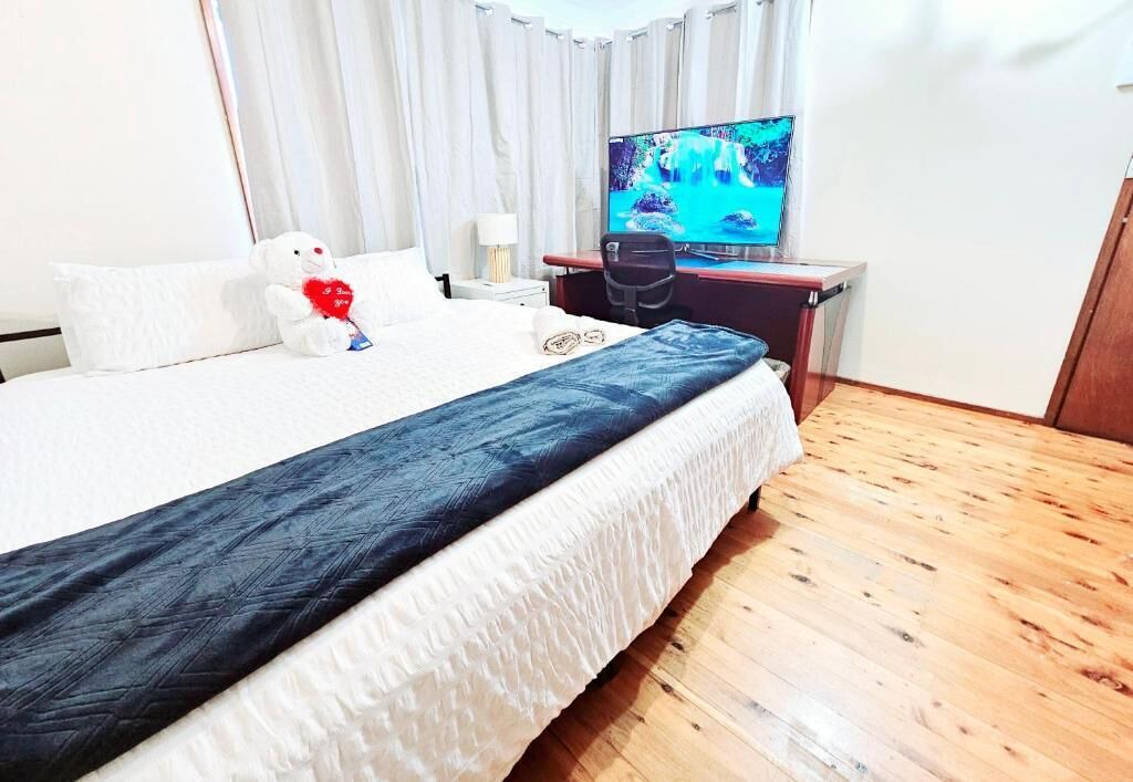 Photo of Bedroom in Doonside