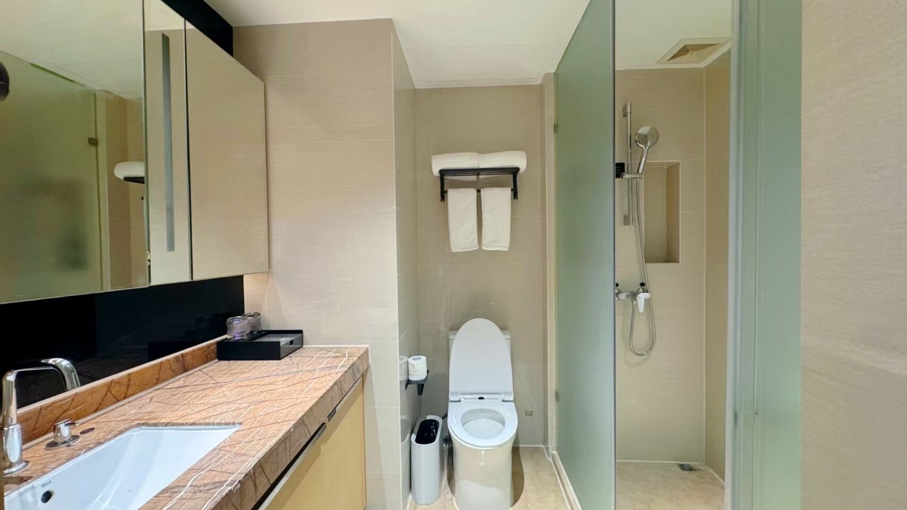 Photo of Bathroom in Longhua District
