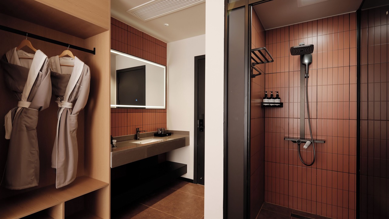 Photo of Bathroom in Shangri-La