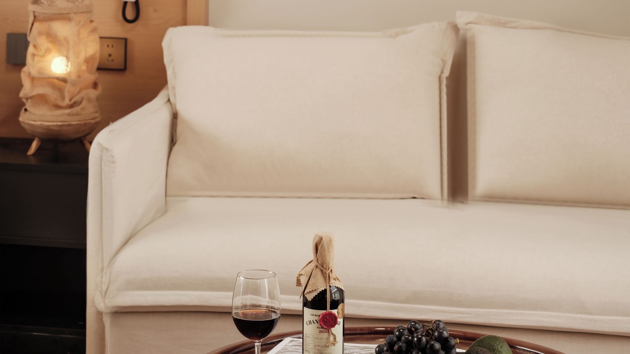 Photo of Bedroom in Shangri-La