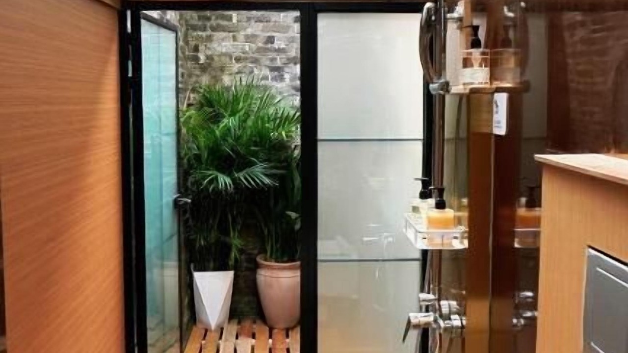 Photo of Bathroom in Guangling Qu