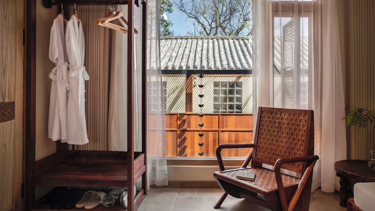 Photo of Bedroom in Dali Ancient Town