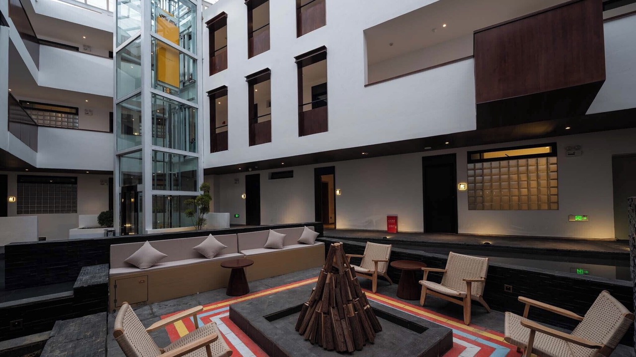 Photo of Patio Balcony in Shangri-La