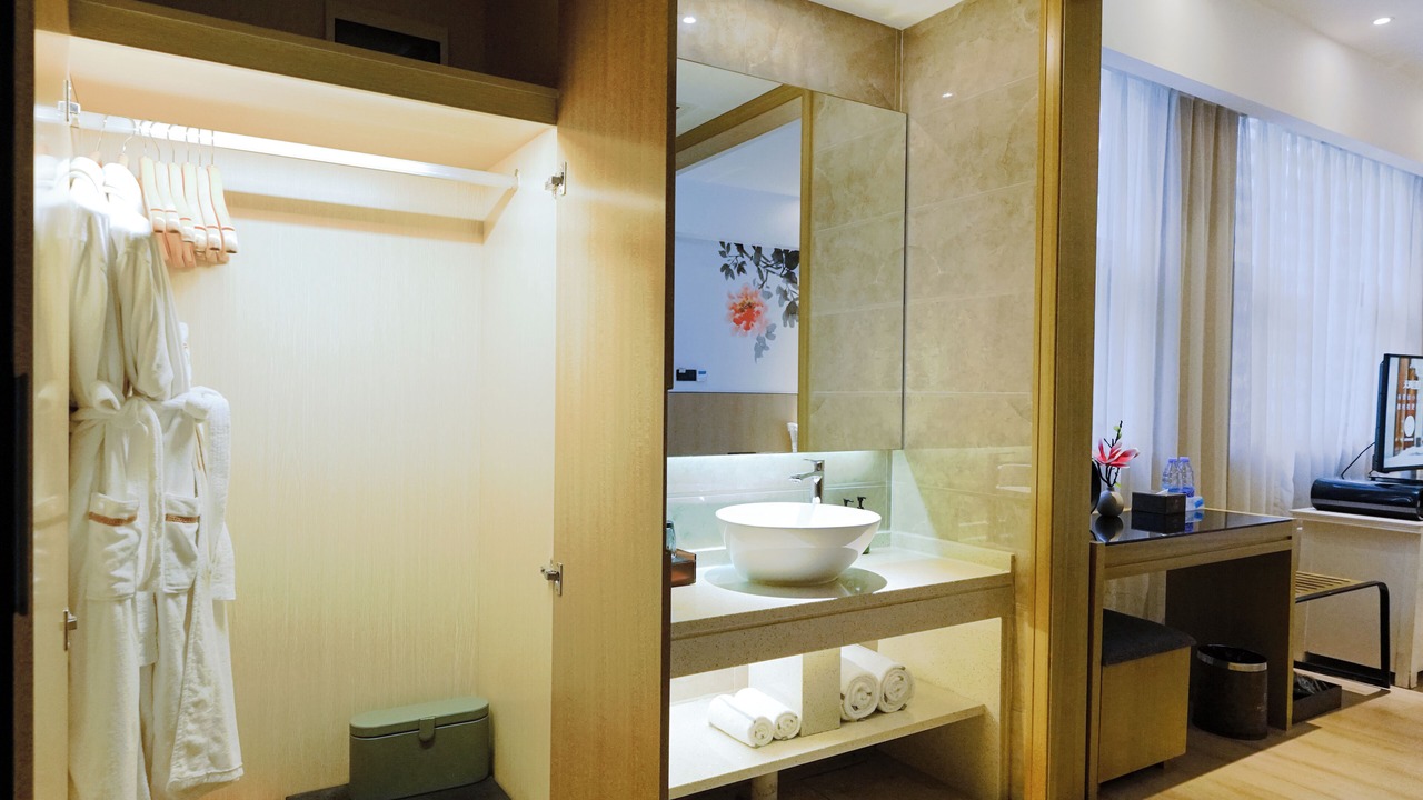 Photo of Bathroom in Guangzhou Central Business District