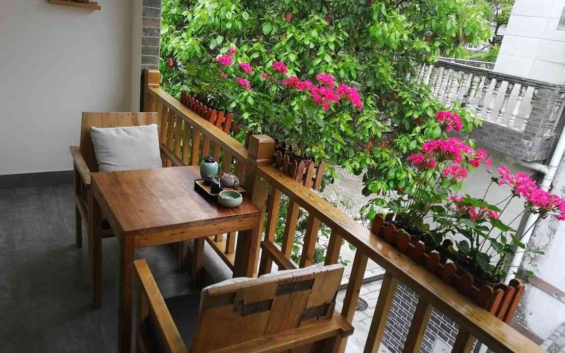 Photo of Patio Balcony in Dujiangyan