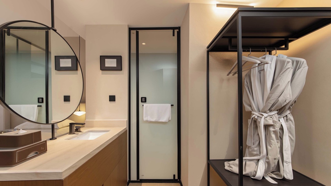 Photo of Bathroom in Emeishan