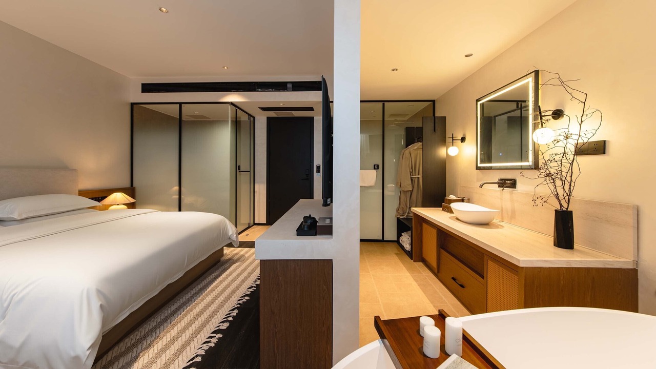 Photo of Bedroom in Emeishan