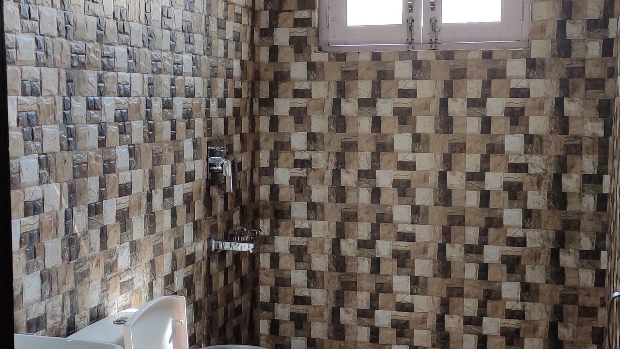 Photo of Bathroom in McLeod Ganj