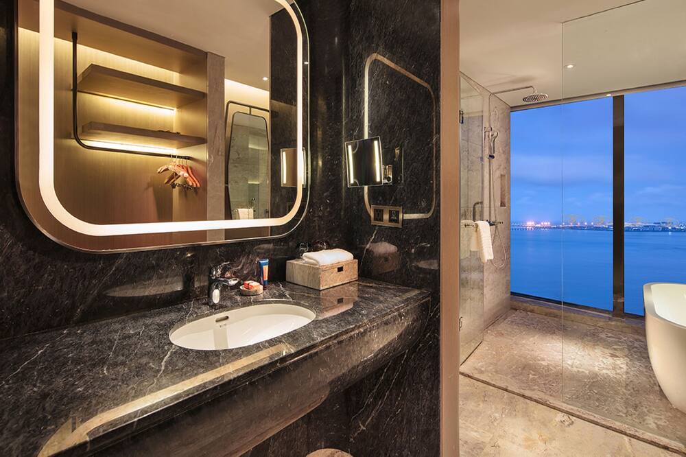Photo of Bathroom in Zhuhai Gongbei