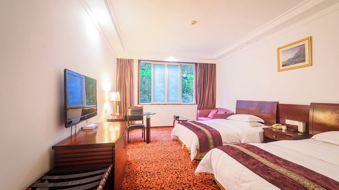 Photo of Bedroom in Emeishan