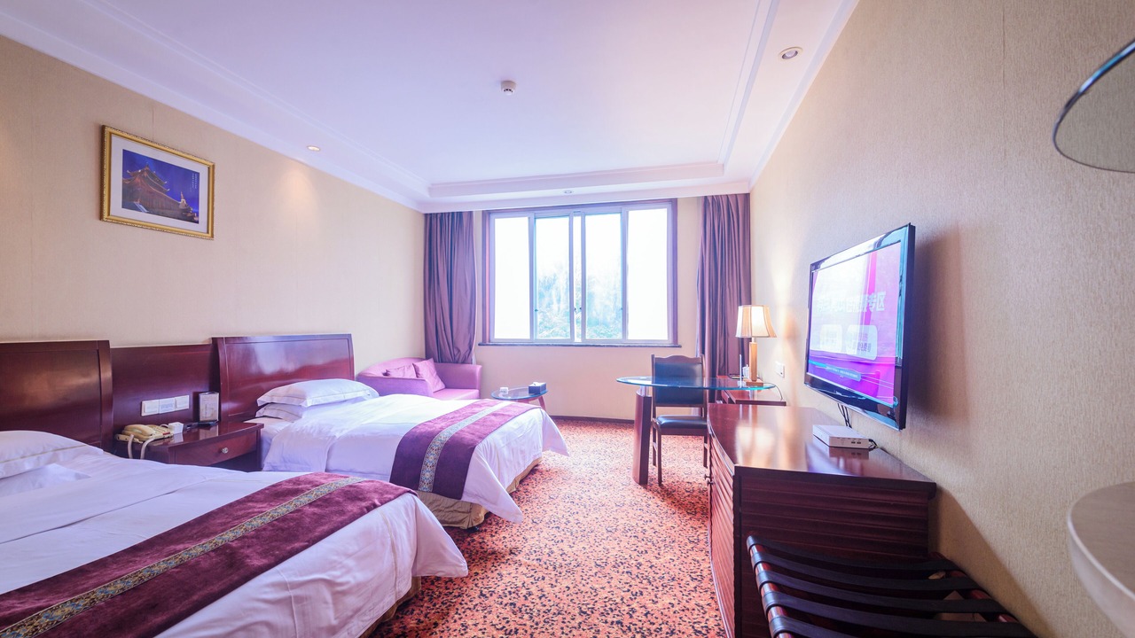 Photo of Bedroom in Emeishan