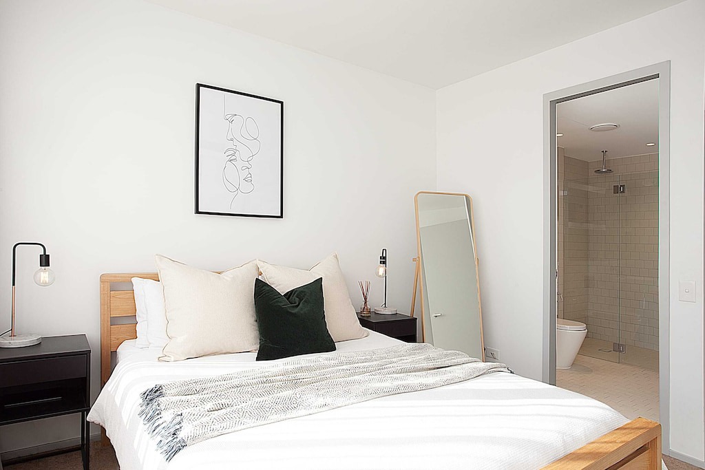 Photo of Bedroom in Erskineville