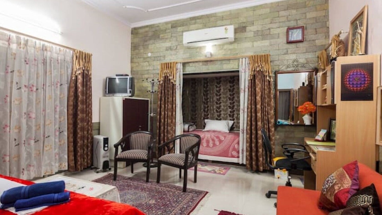 Photo of Bedroom in Agra