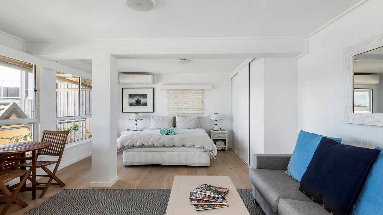 Photo of Livingroom in Palm Beach