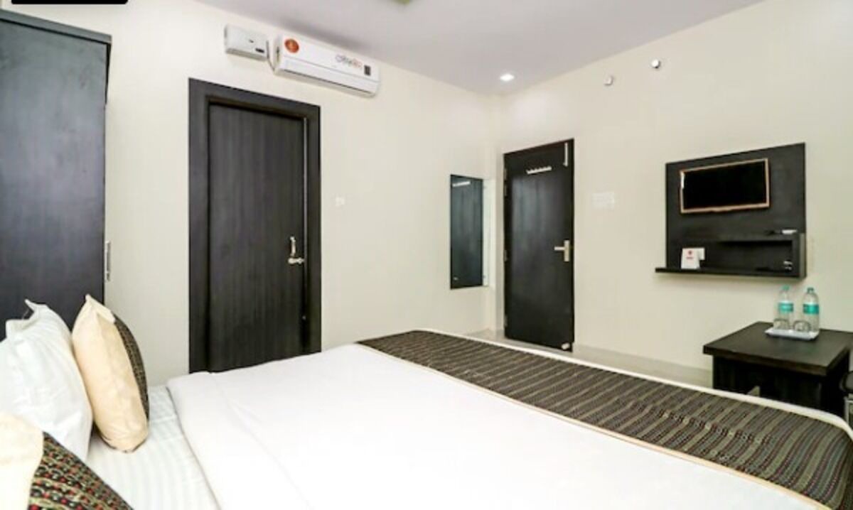 Photo of Bedroom in Taj Ganj