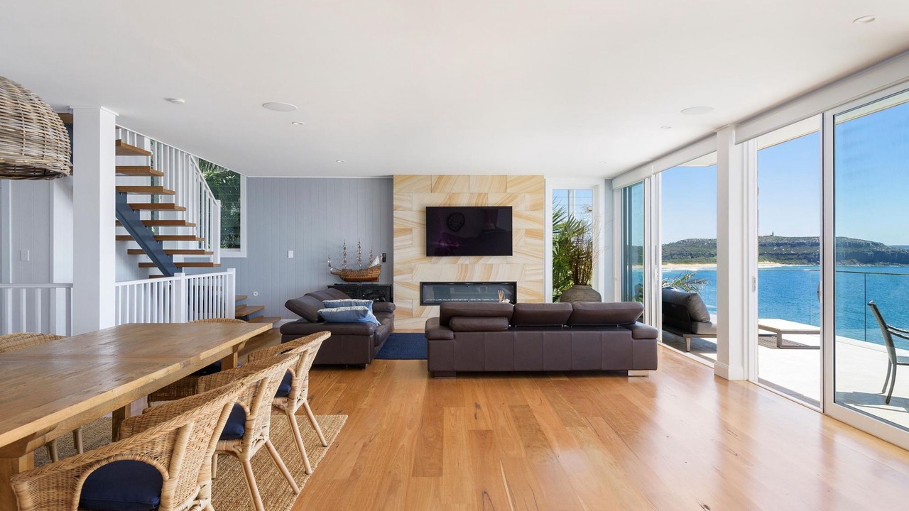 Photo of Livingroom in Palm Beach