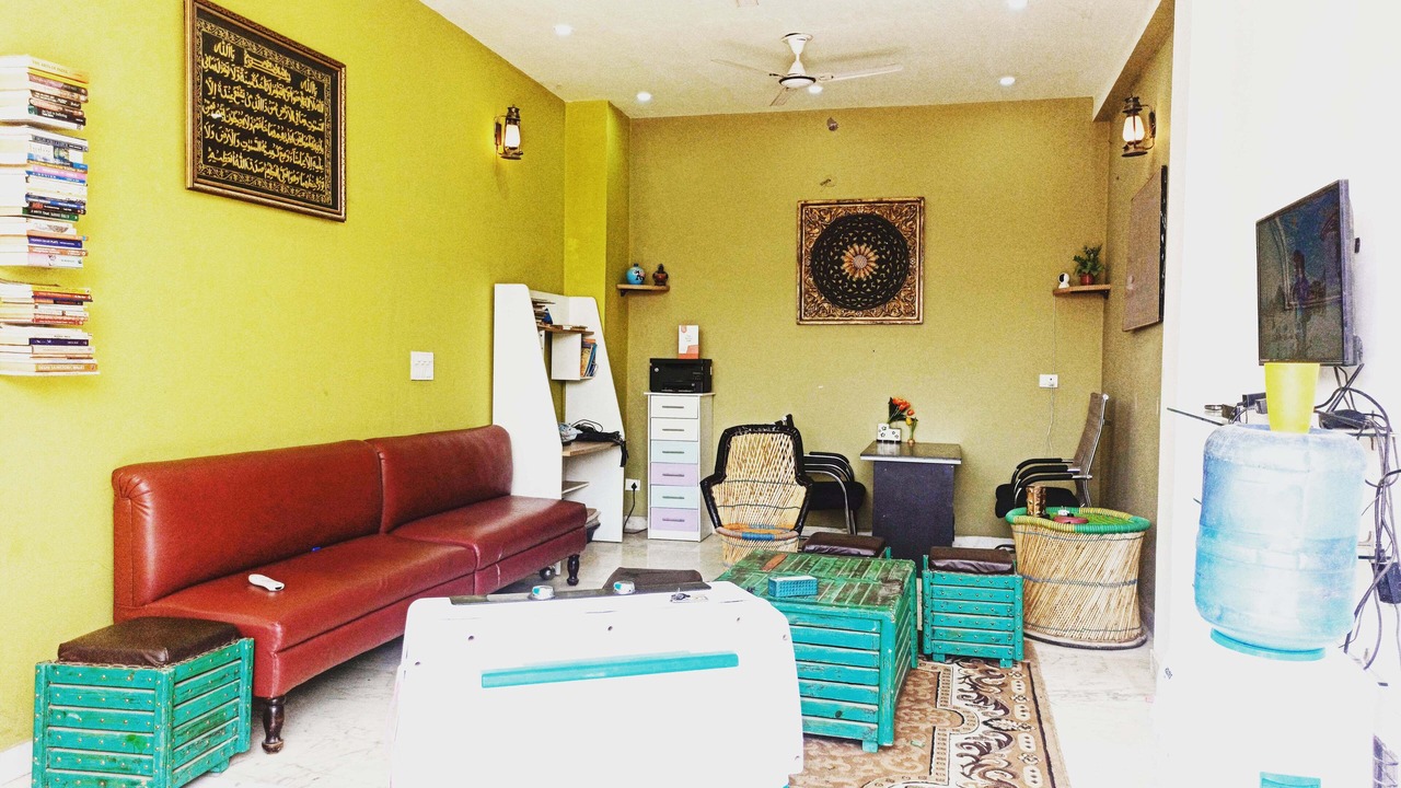 Photo of Livingroom in Taj Ganj