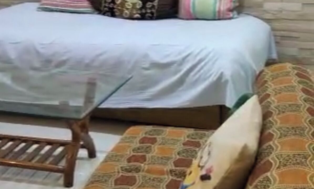 Photo of Bedroom in Mahmoorganj