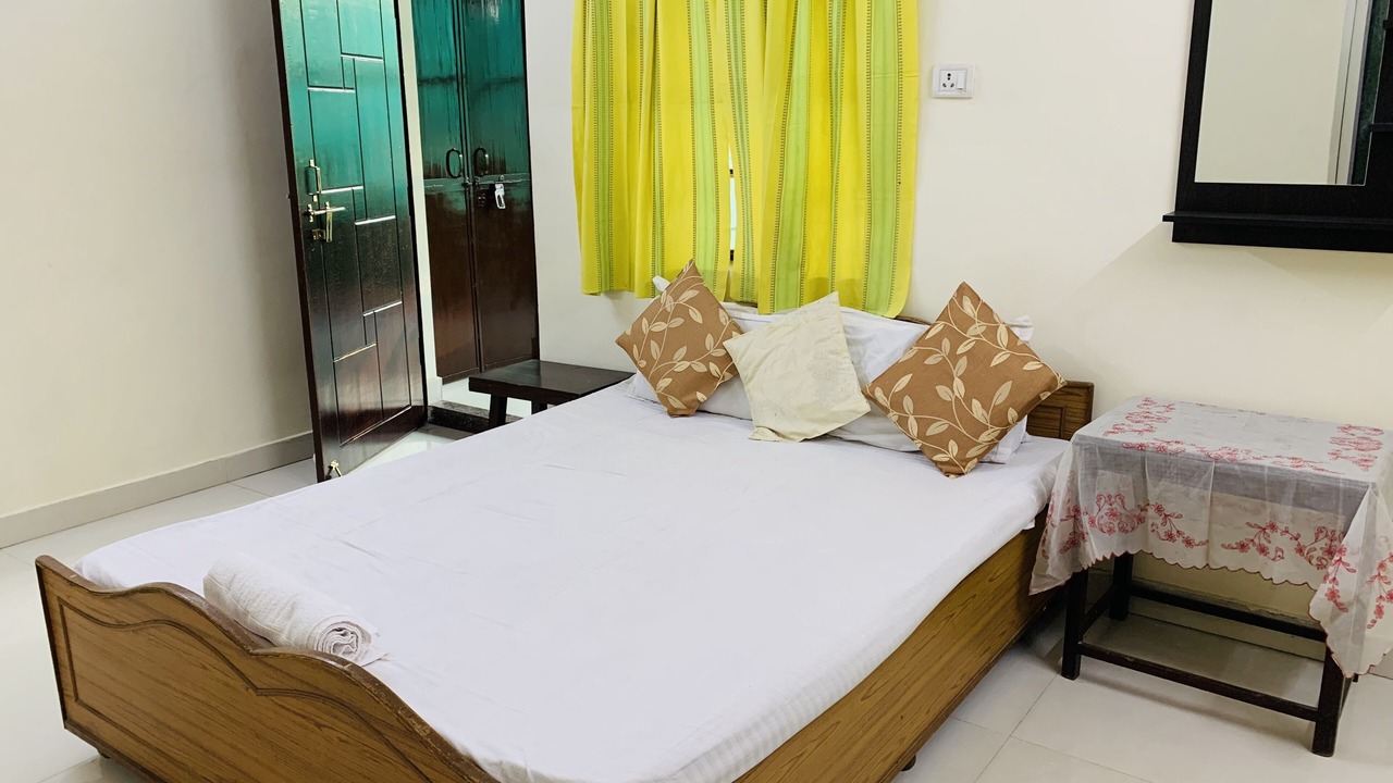Photo of Bedroom in Mahmoorganj