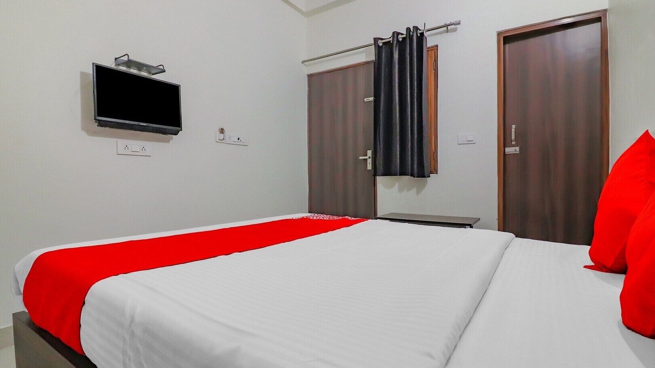 Photo of Bedroom in Mathura