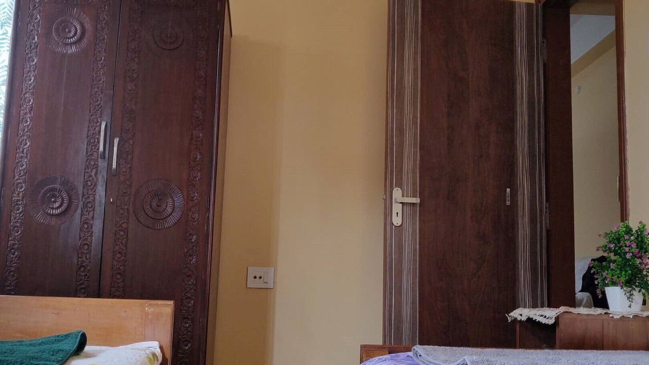 Photo of Bedroom in Sualkuchi