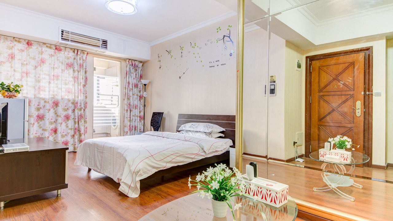 Photo of Bedroom in Luohu