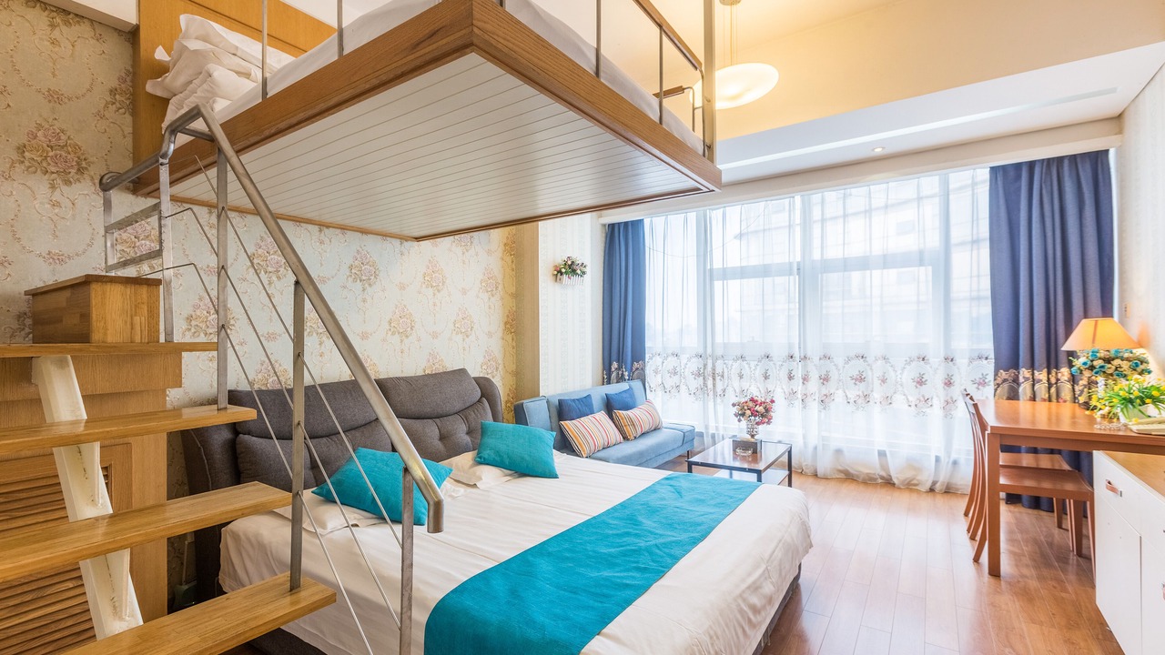 Photo of Bedroom in Downtown Hangzhou