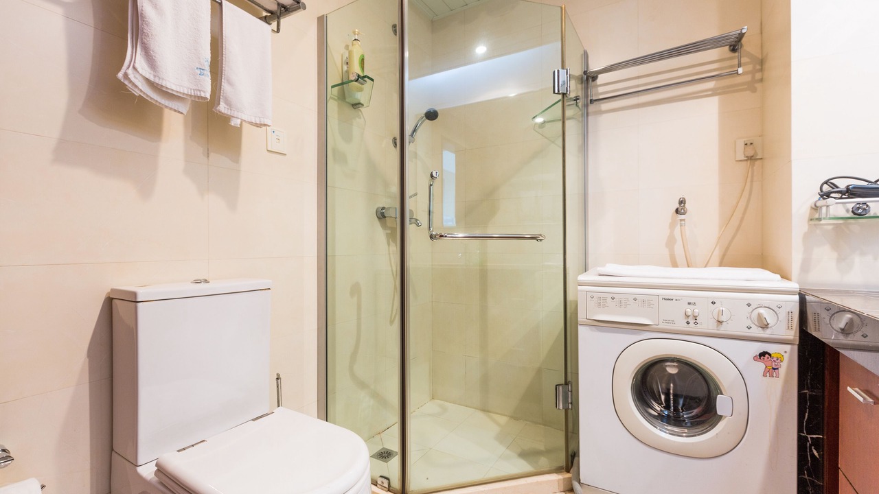 Photo of Bathroom in Downtown Hangzhou