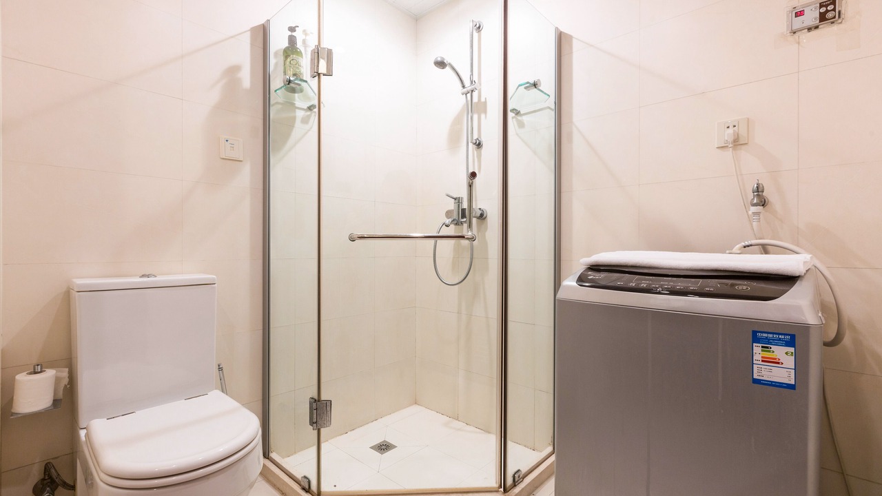 Photo of Bathroom in Downtown Hangzhou