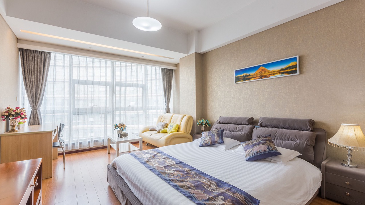 Photo of Bedroom in Downtown Hangzhou