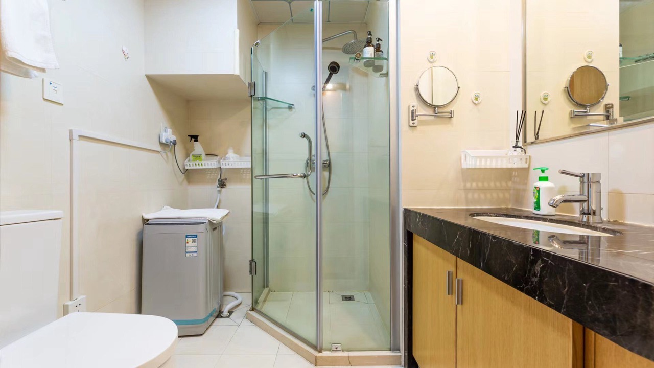 Photo of Bathroom in Downtown Hangzhou