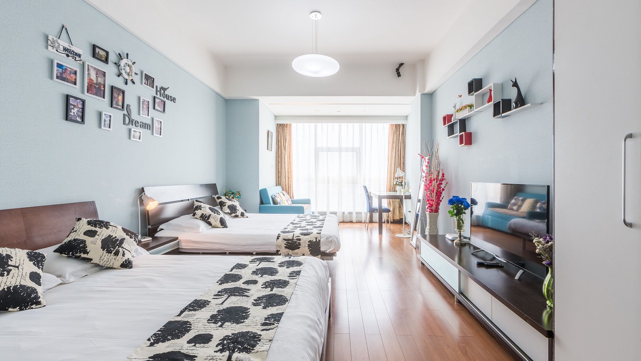 Photo of Bedroom in Downtown Hangzhou