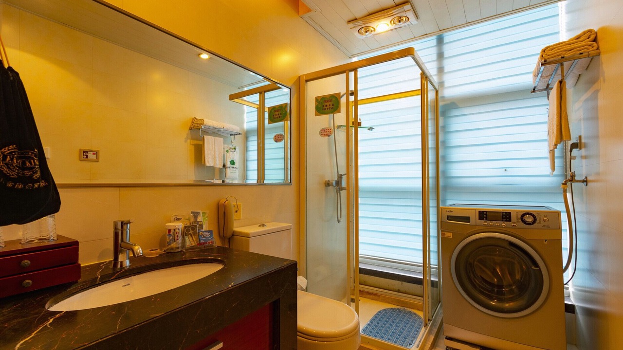 Photo of Bathroom in Downtown Hangzhou
