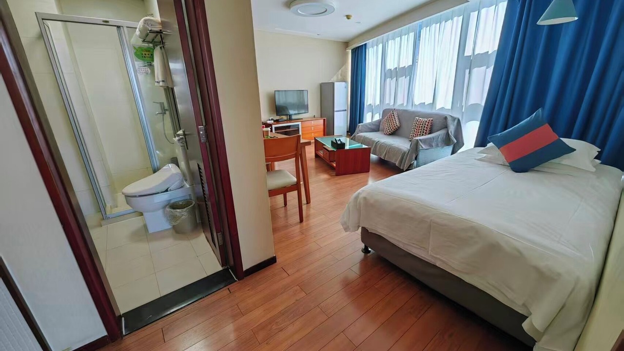 Photo of Bedroom in Downtown Hangzhou