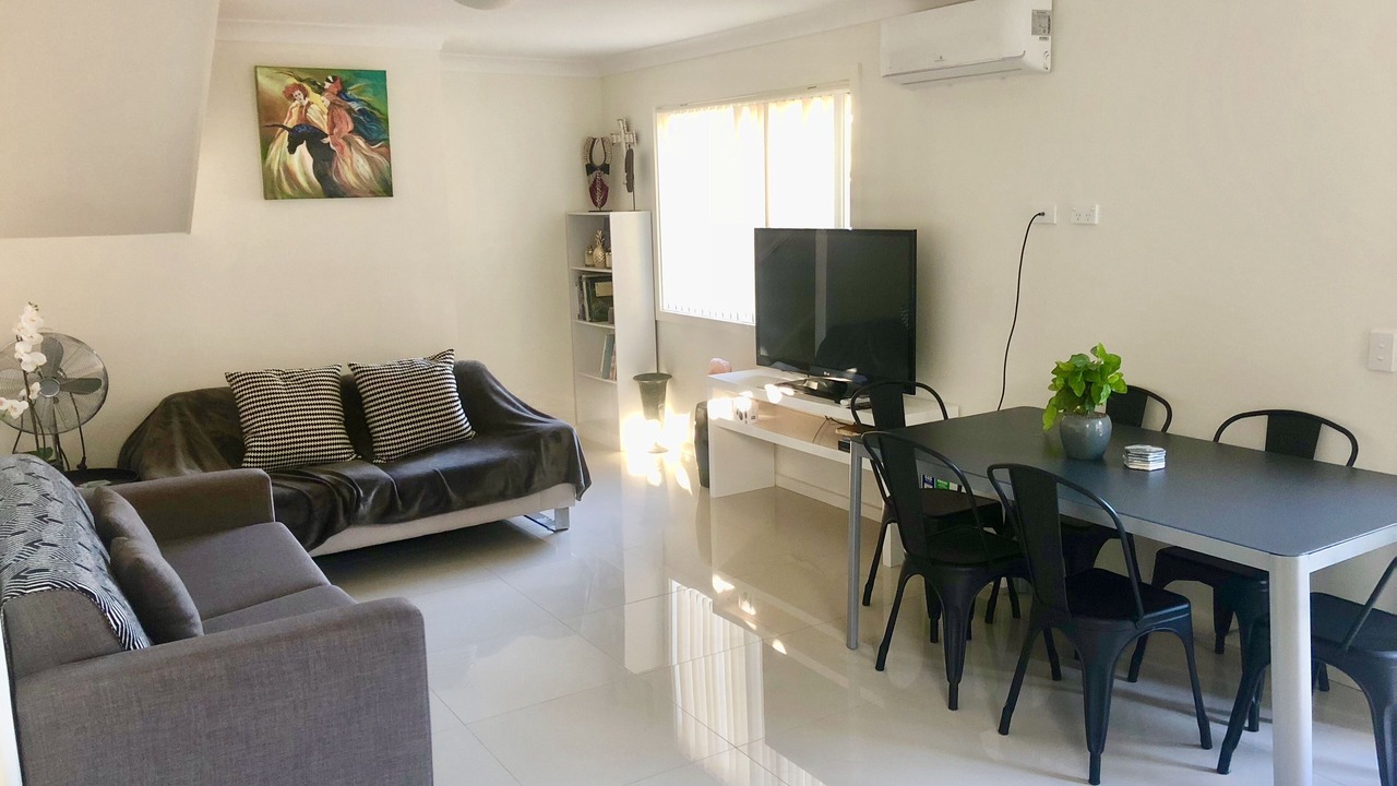 Photo of Livingroom in Oxley Park