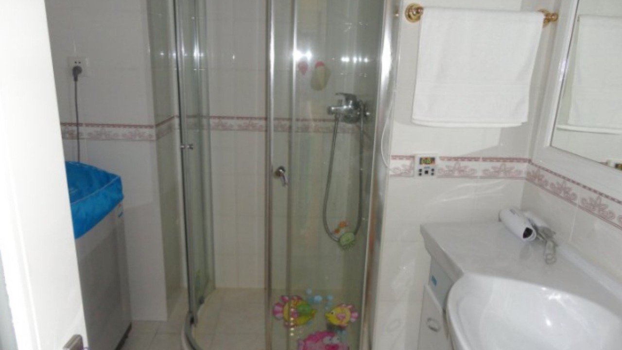 Photo of Bathroom in Dalian City Center