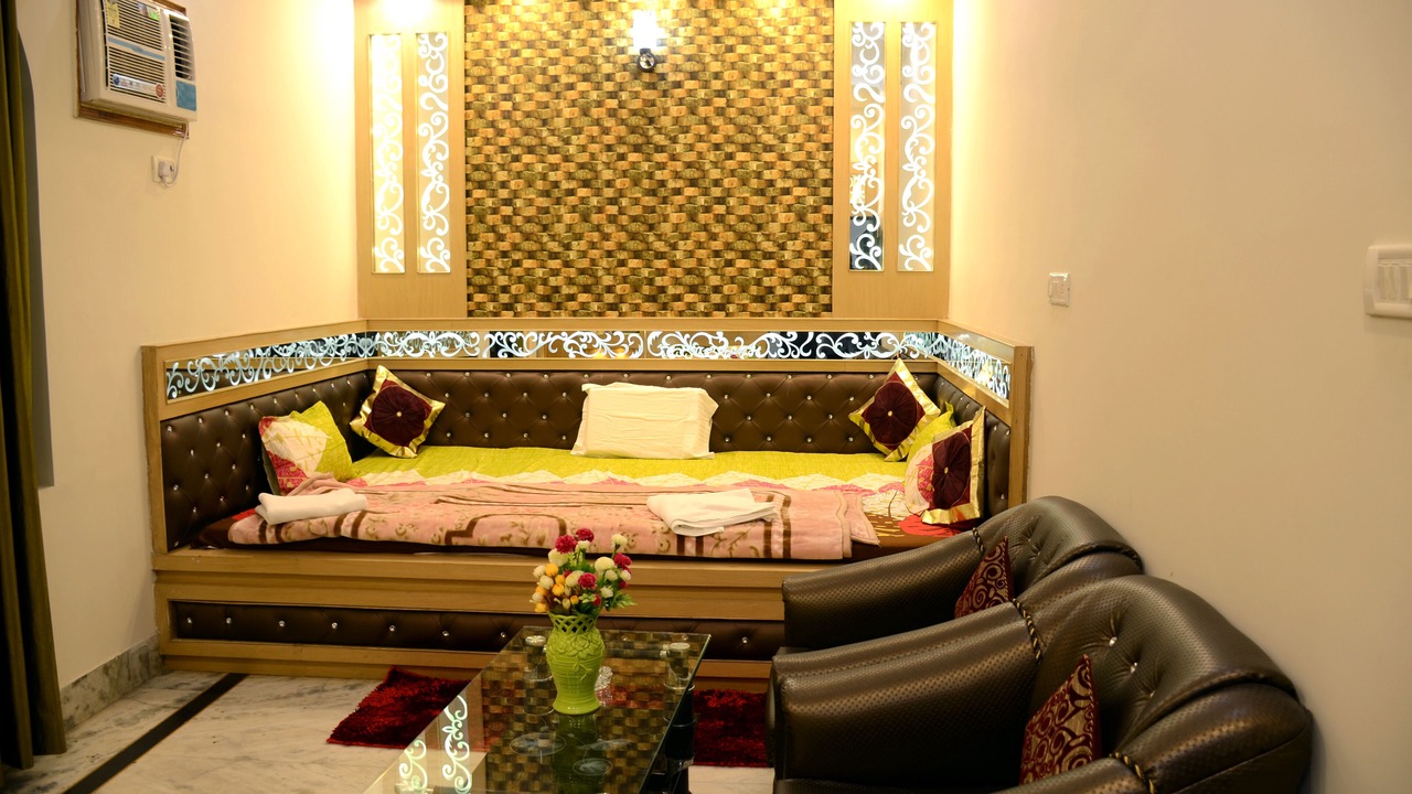 Photo of Bedroom in Taj Ganj