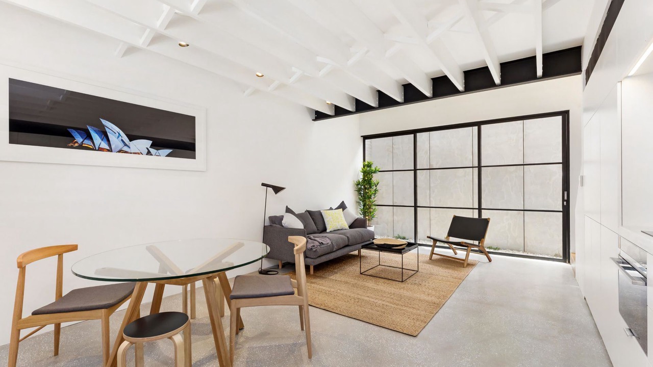 Photo of Livingroom in Pyrmont