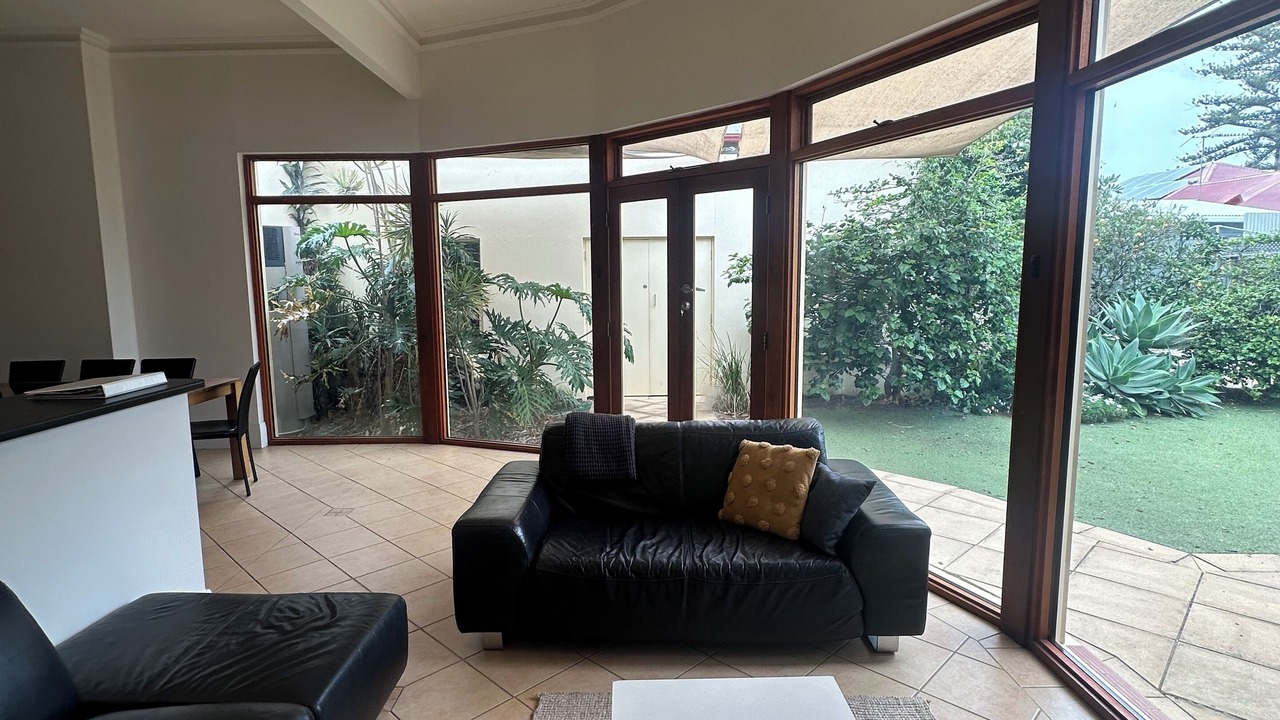 Photo of Livingroom in Semaphore