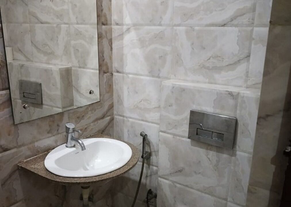 Photo of Bathroom in Taj Ganj