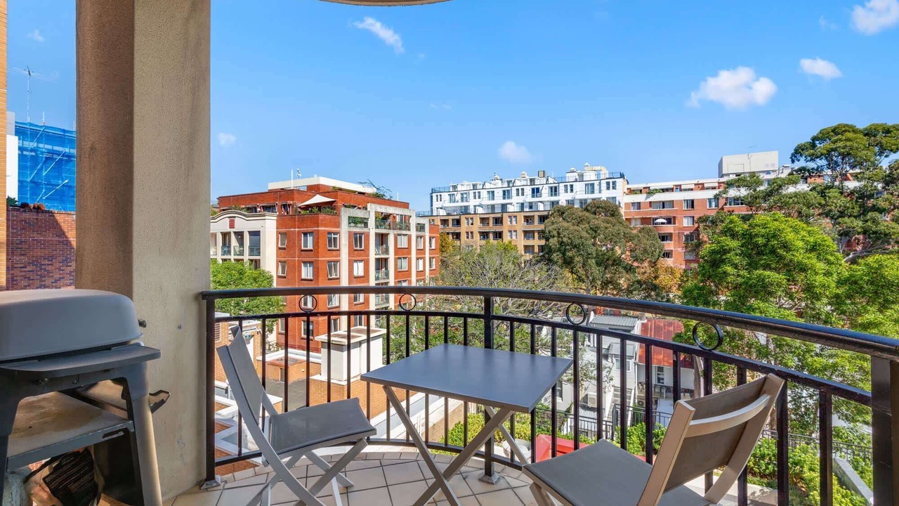 Photo of Patio Balcony in Darling Harbour