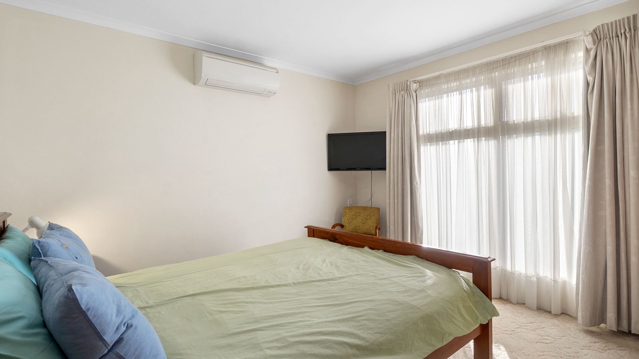 Photo of Bedroom in Normanville