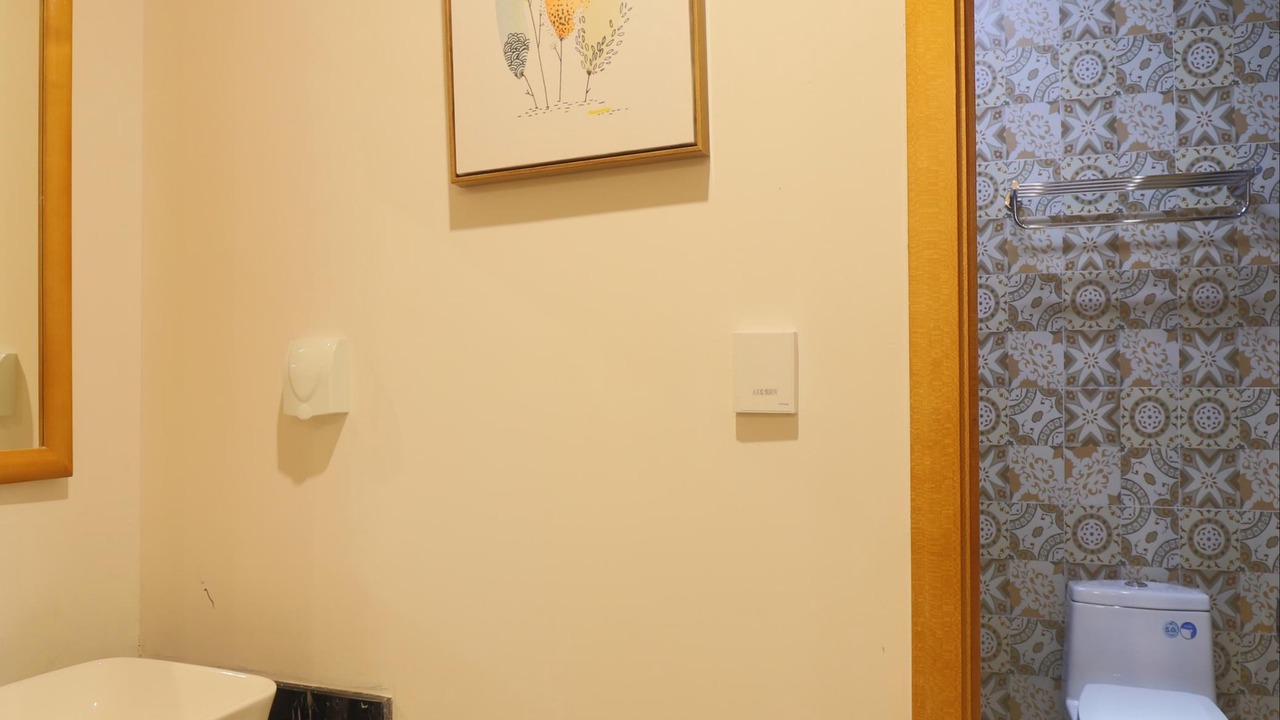 Photo of Bathroom in Emeishan
