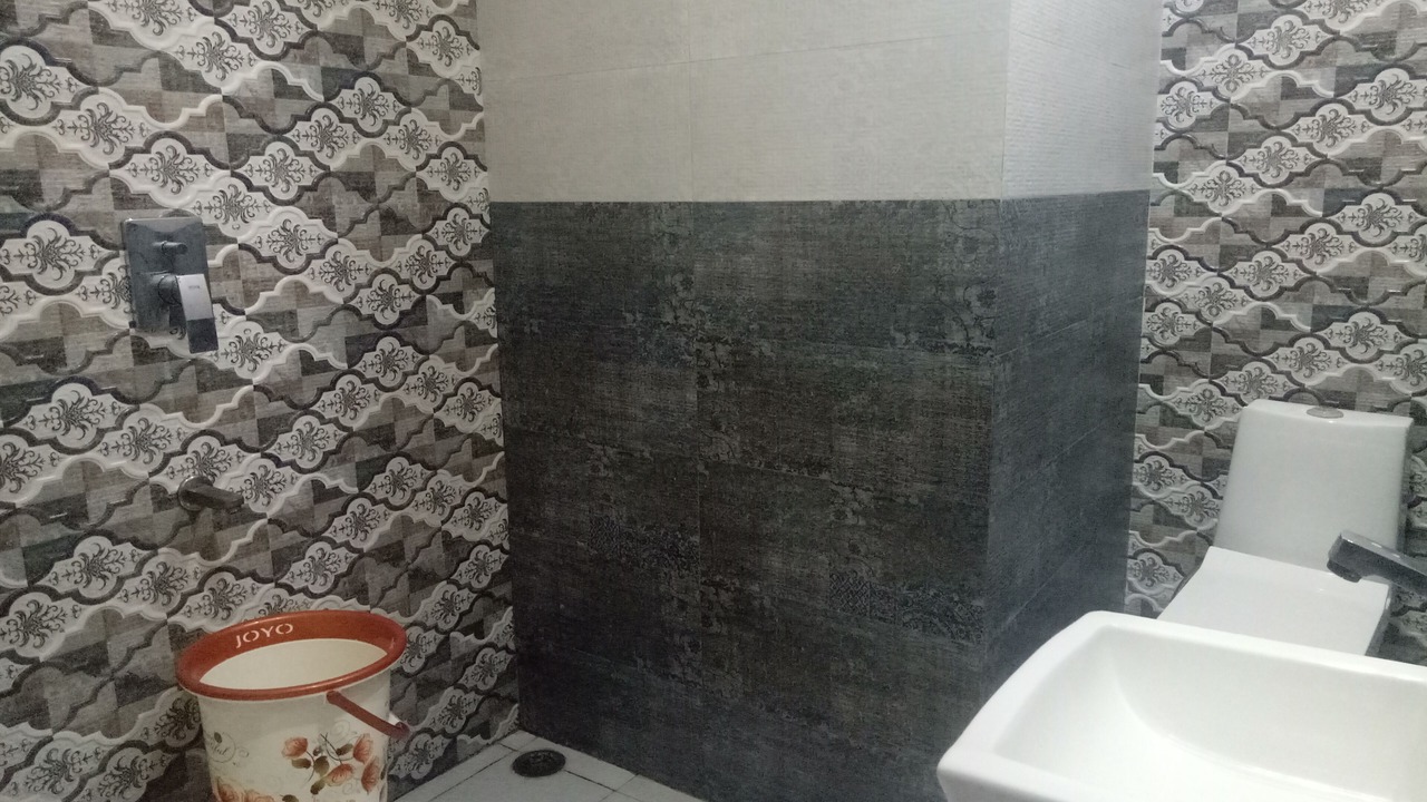 Photo of Bathroom in Basai