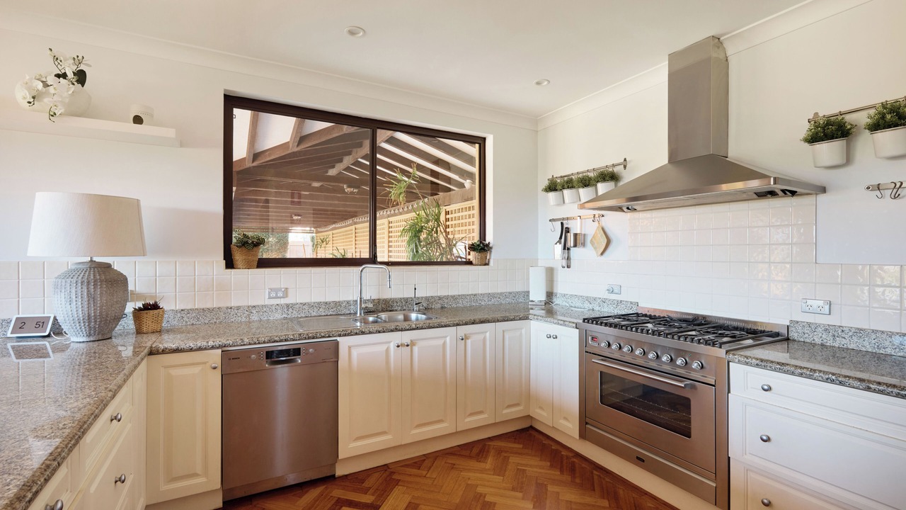 Photo of Kitchen in Seaforth