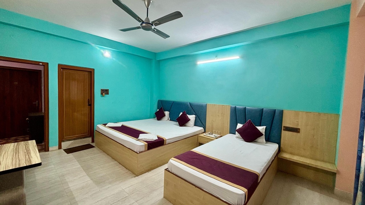 Photo of Bedroom in Sualkuchi