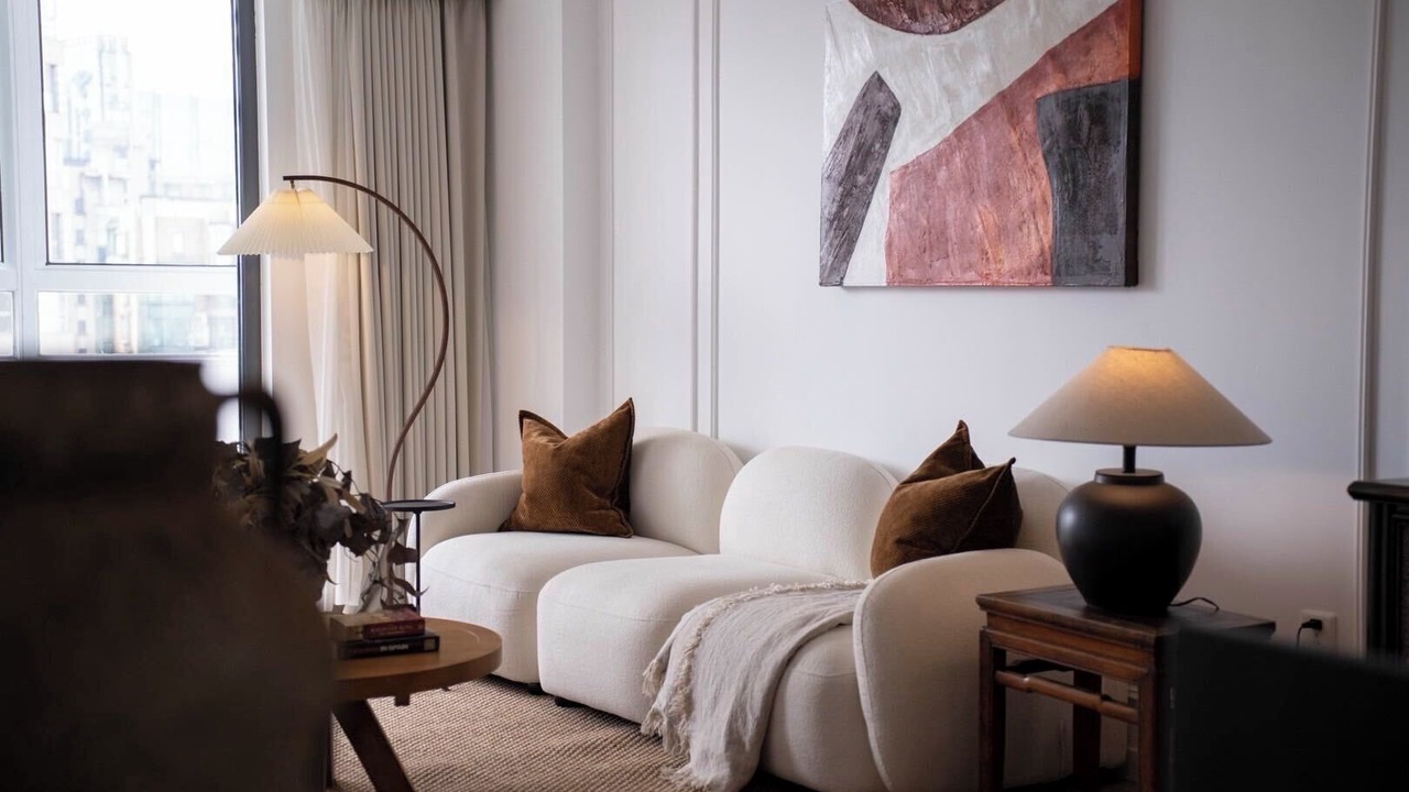 Photo of Livingroom in Downtown Shanghai