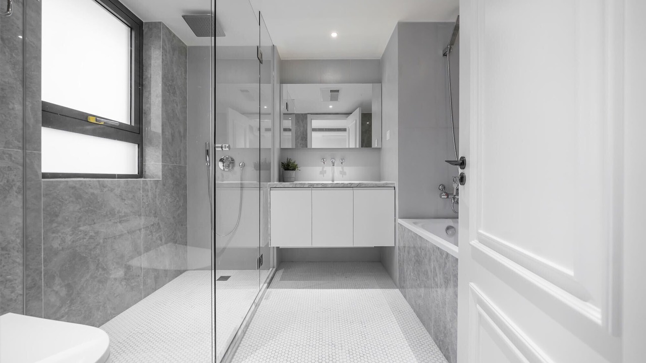 Photo of Bathroom in Downtown Shanghai